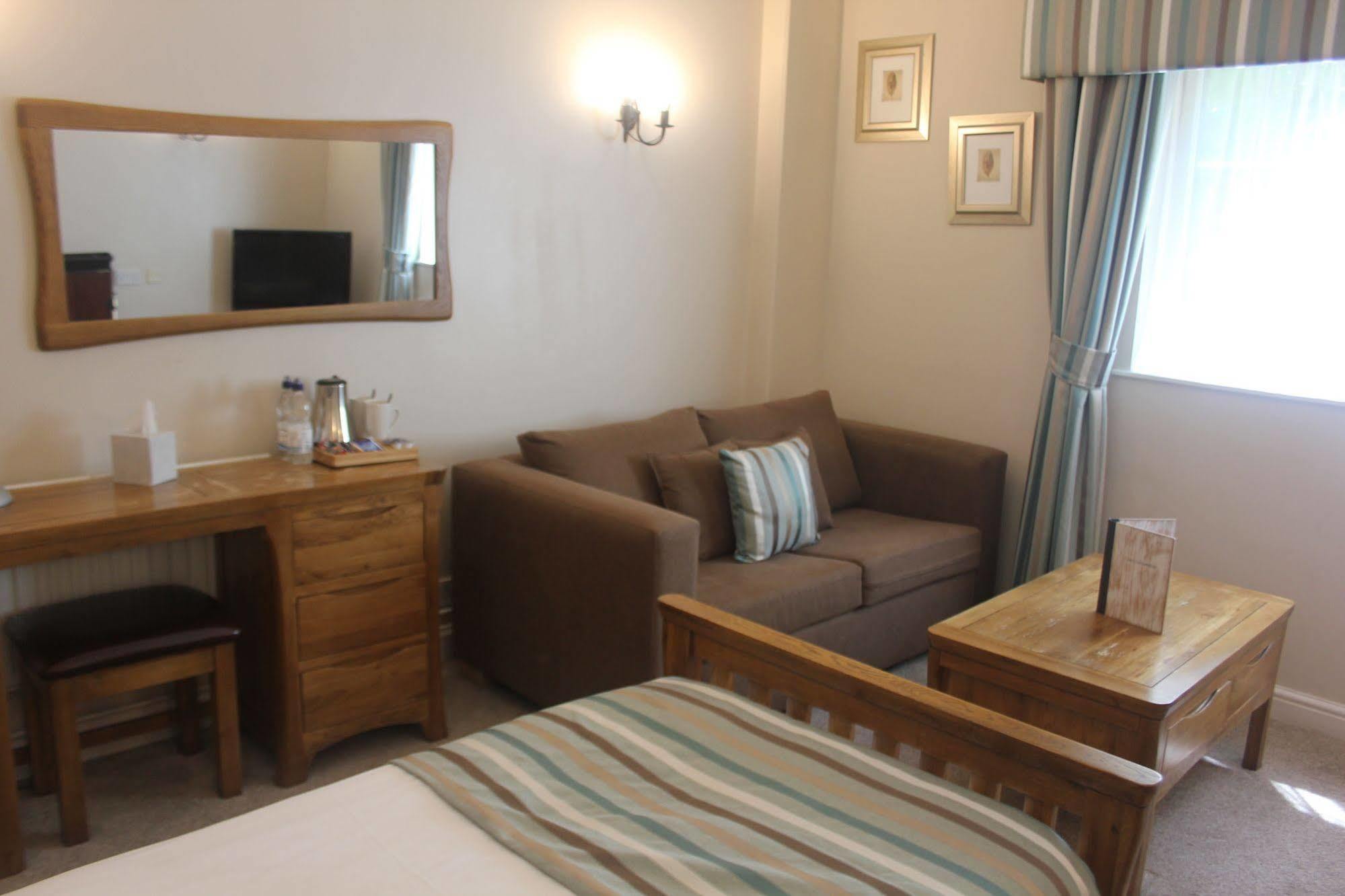 Nant Ddu Lodge Hotel & Spa Мърдър Титфил Екстериор снимка
