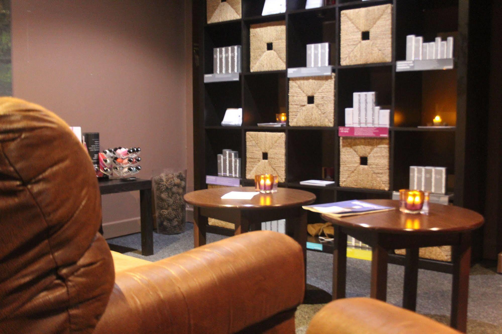 Nant Ddu Lodge Hotel & Spa Мърдър Титфил Екстериор снимка